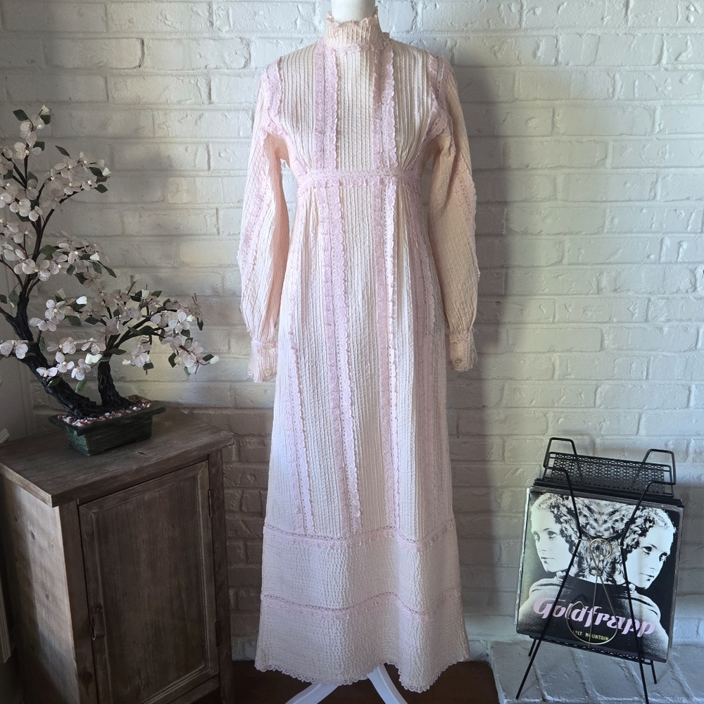 Vtg 70s Light Pink Lace & Cotton Maxi Dress, S/4, Party, Day Dress